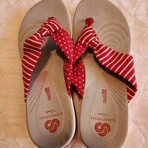 Clark Cloudsteppers Red and White Sandals